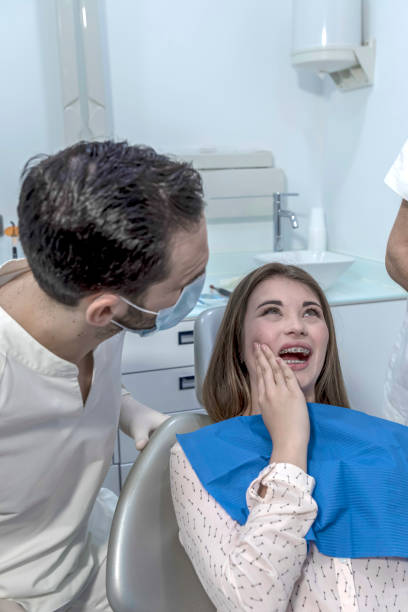 Best Walk-In Emergency Dental Services in Oak Bluffs, MA